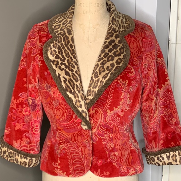 3 Sisters Jackets & Blazers - Beautiful 3 Sisters Velvet Floral Leopard Jacket M
